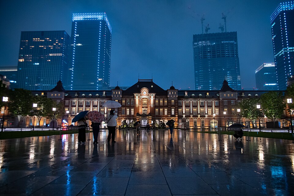 Tokyo Station at night, Chiyoda, Tokyo; April 2021 (14) — Tokyo, Japan