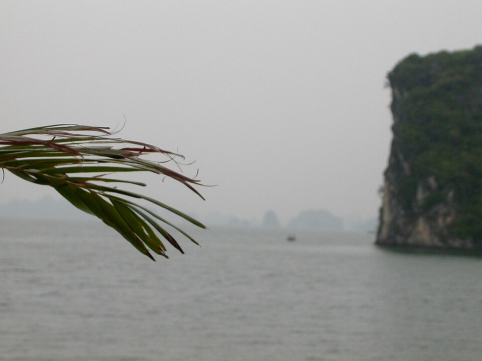 Halong Bay tourism in 2003 August 33 — Hạ Long Bay, Vietnam