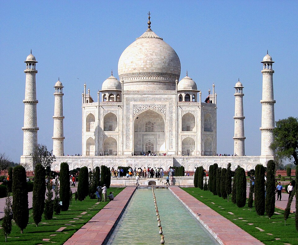 Taj Mahal in March 2004 — Agra, India