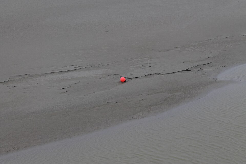 Mudflat of Mont Saint-Michel 08 — Mont Saint-Michel, France