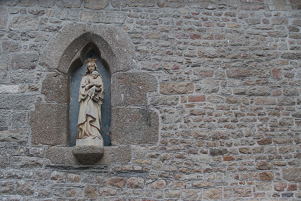 Eglise Saint-Pierre du Mont Saint-Michel 01 — Mont Saint-Michel, France