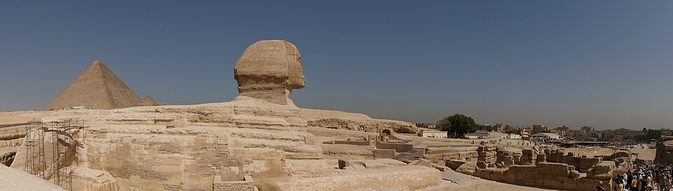 Sphinx and the Great Pyramid of Giza panorama — Giza, Egypt