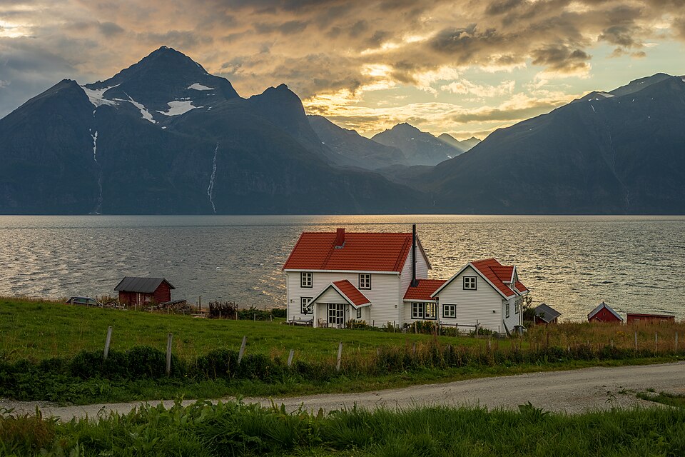 Spåkenes at Lyngen fjord in Nordreisa, Troms og Finnmark, Norway, 2022 August — Geirangerfjord, Norway