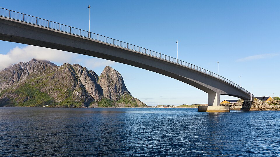 0688 Norway Lofoten bridge between Sakrisoya and Andoya — Lofoten, Norway