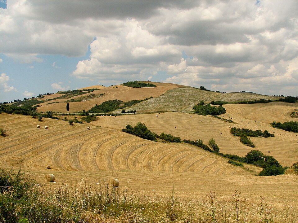 Tuscany landscape west of Siena — Val d'Orcia, Italy