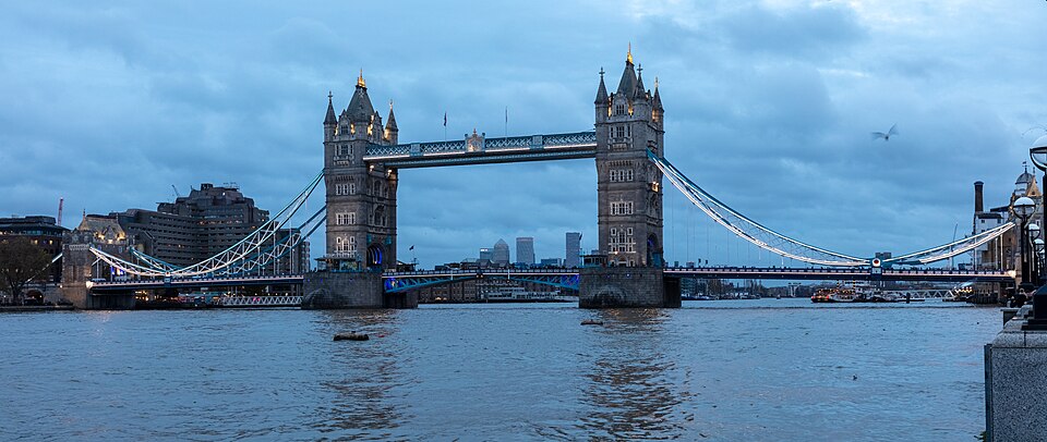 Puente de la Torre, Londres, Inglaterra, 2022-11-26, DD 150-152 HDR — London, United Kingdom