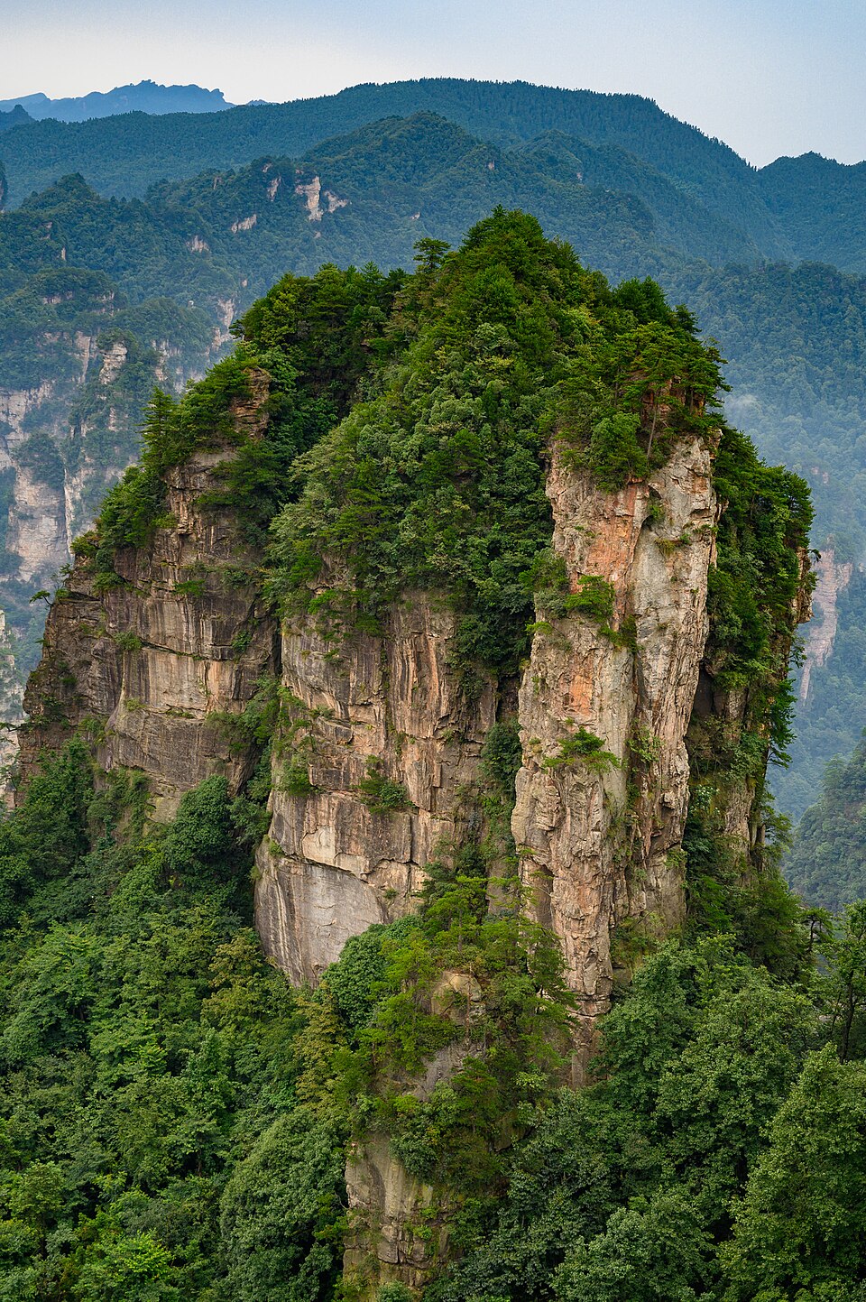 Avatar World 37831-Zhangjiajie (49046811418) — Zhangjiajie, China