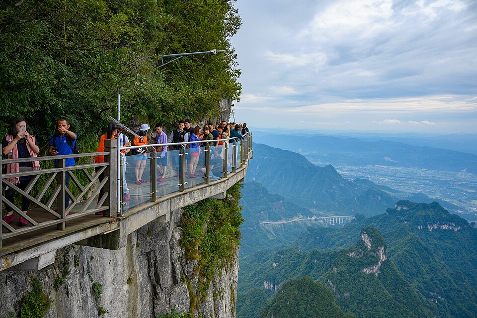 Tianmen Mountain 38215-Zhangjiajie (48757755772) — Zhangjiajie, China