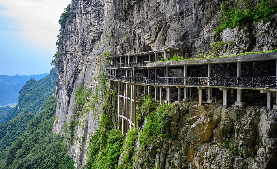 Tianmen Mountain 38253-Zhangjiajie (48757241318) — Zhangjiajie, China