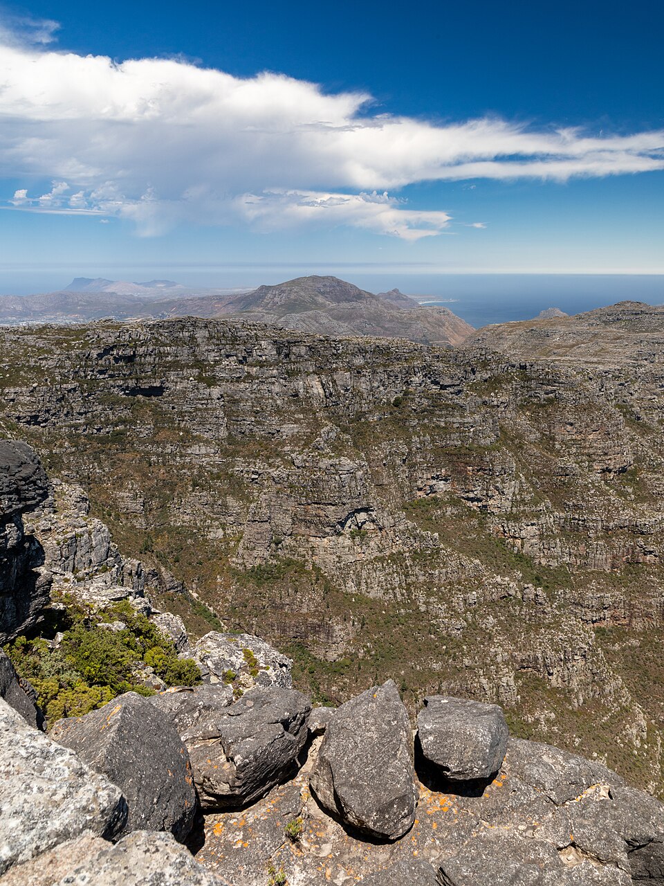 Cape Town (ZA), Table Mountain, Blick auf das Cape of Good Hope -- 2024 -- 2762 — Cape Town, South Africa