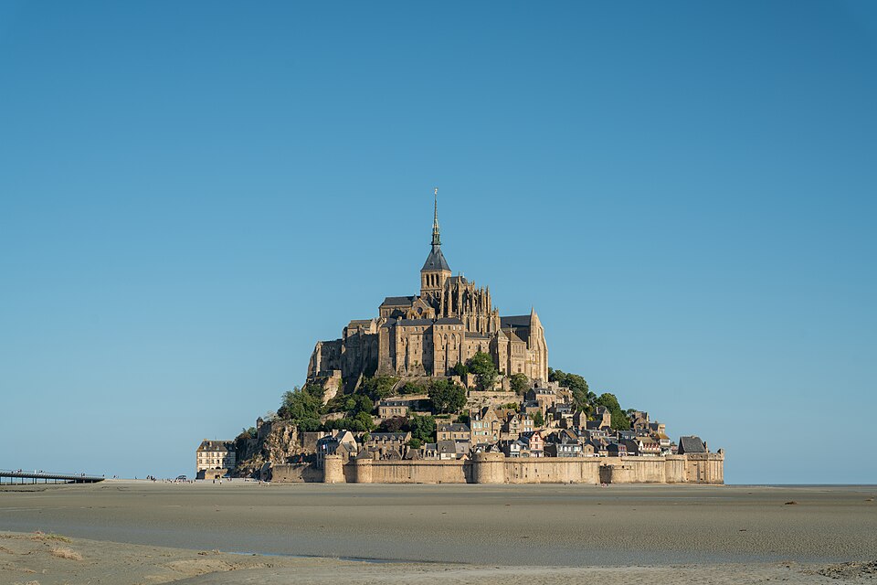 Mont St Michel during low tide — Mont Saint-Michel, France