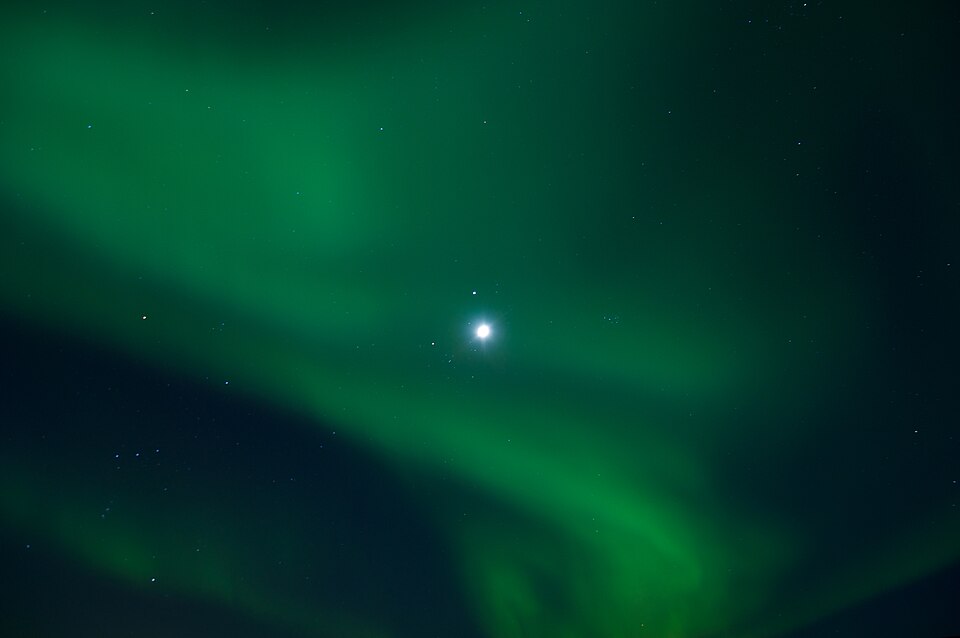 Northern lights (8587310172) — Akureyri, Iceland