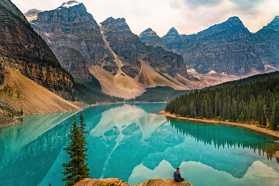 Moraine Lake at evening2 — Banff, Canada