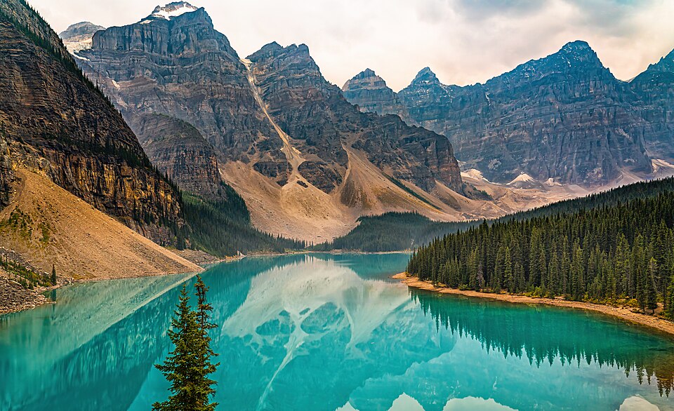 Moraine Lake at evening1 — Banff, Canada