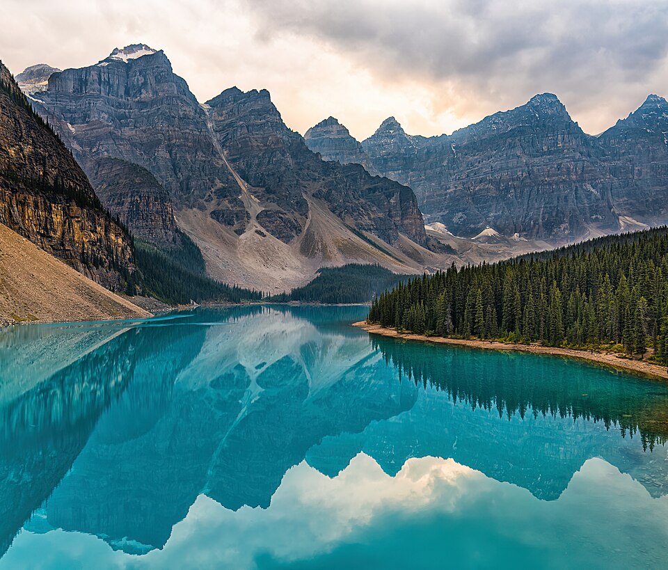 Moraine Lake at evening3 — Banff, Canada