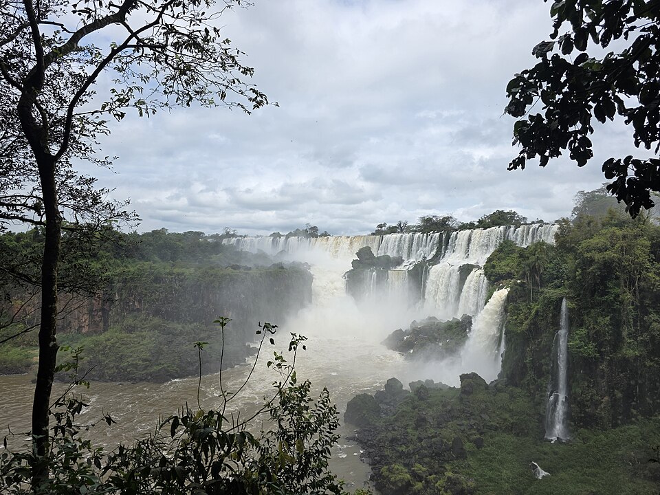 A view of Iguazu Falls from the Argentina side (28483) — Iguazú, Argentina