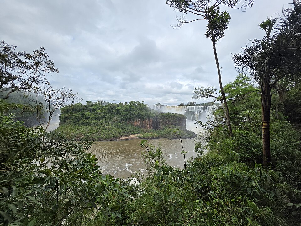 A view of Iguazu Falls from the Argentina side (66255) — Iguazú, Argentina