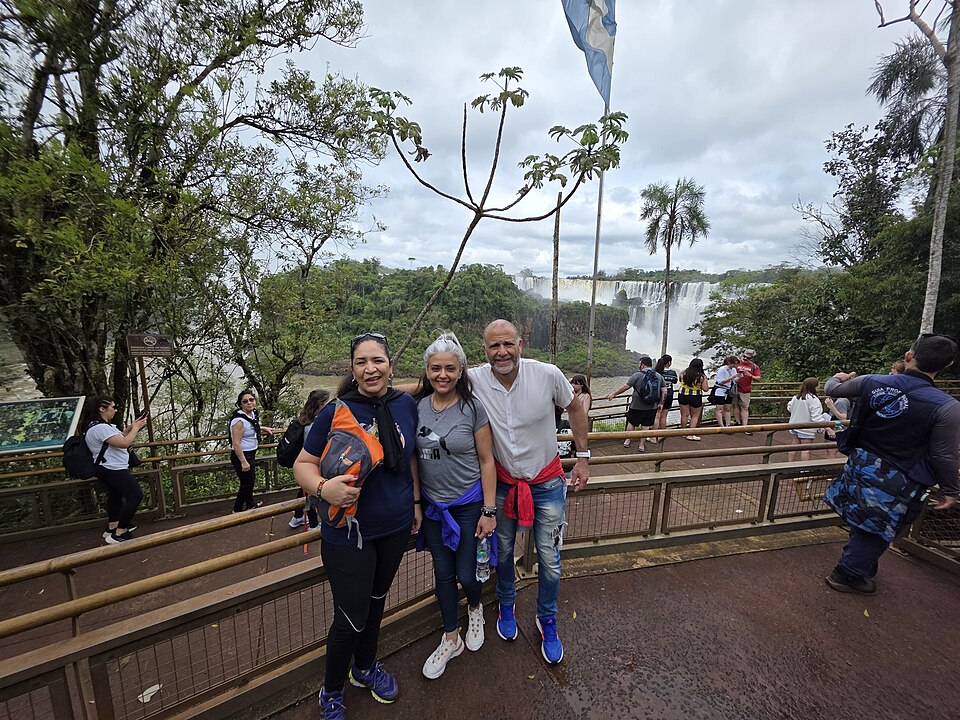 A view of Iguazu Falls from the Argentina side (25033) — Iguazú, Argentina