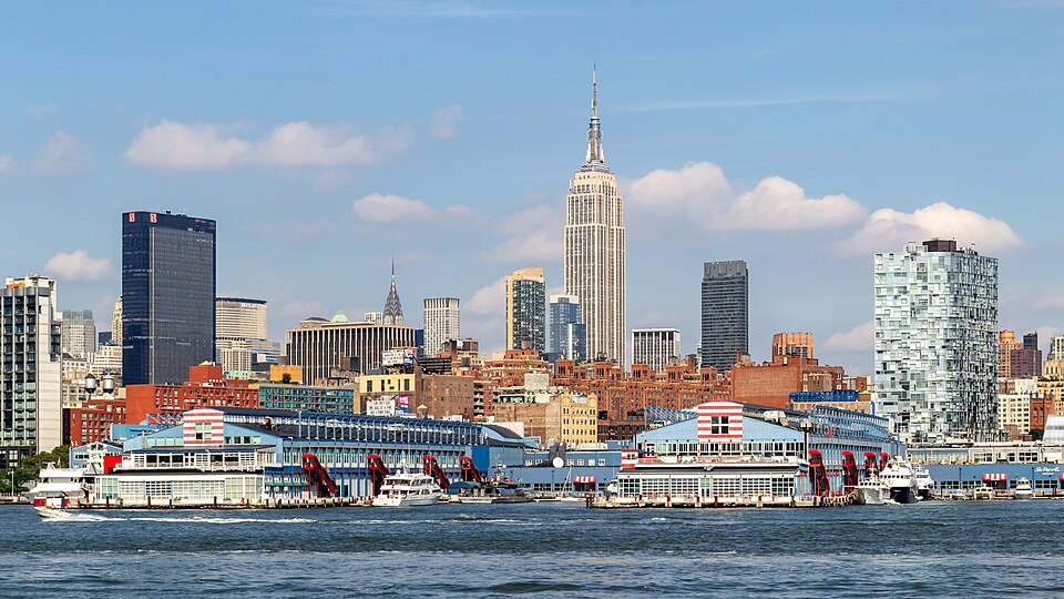 New York City (New York, USA), Manhattan, Skyline -- 2012 -- 6696 — New York City, United States