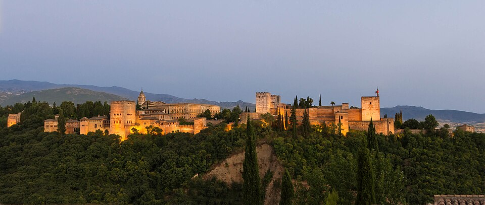 Alhambra at dusk Granada Spain — Granada, Spain