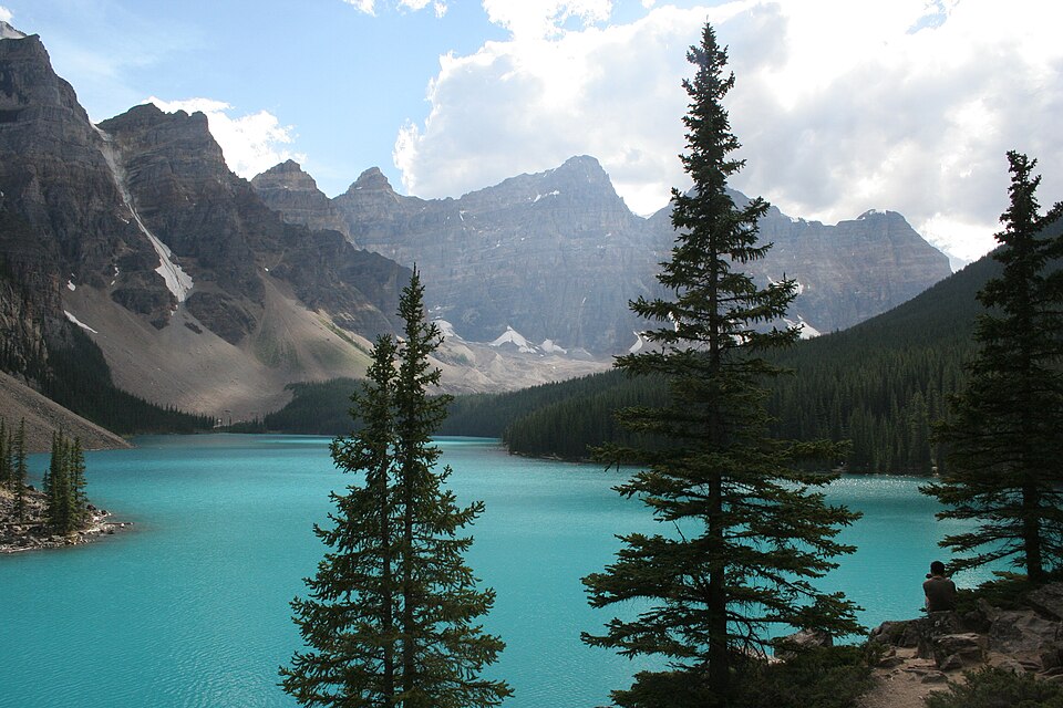 Lake Moraine Banff 1 (220331878) — Banff, Canada