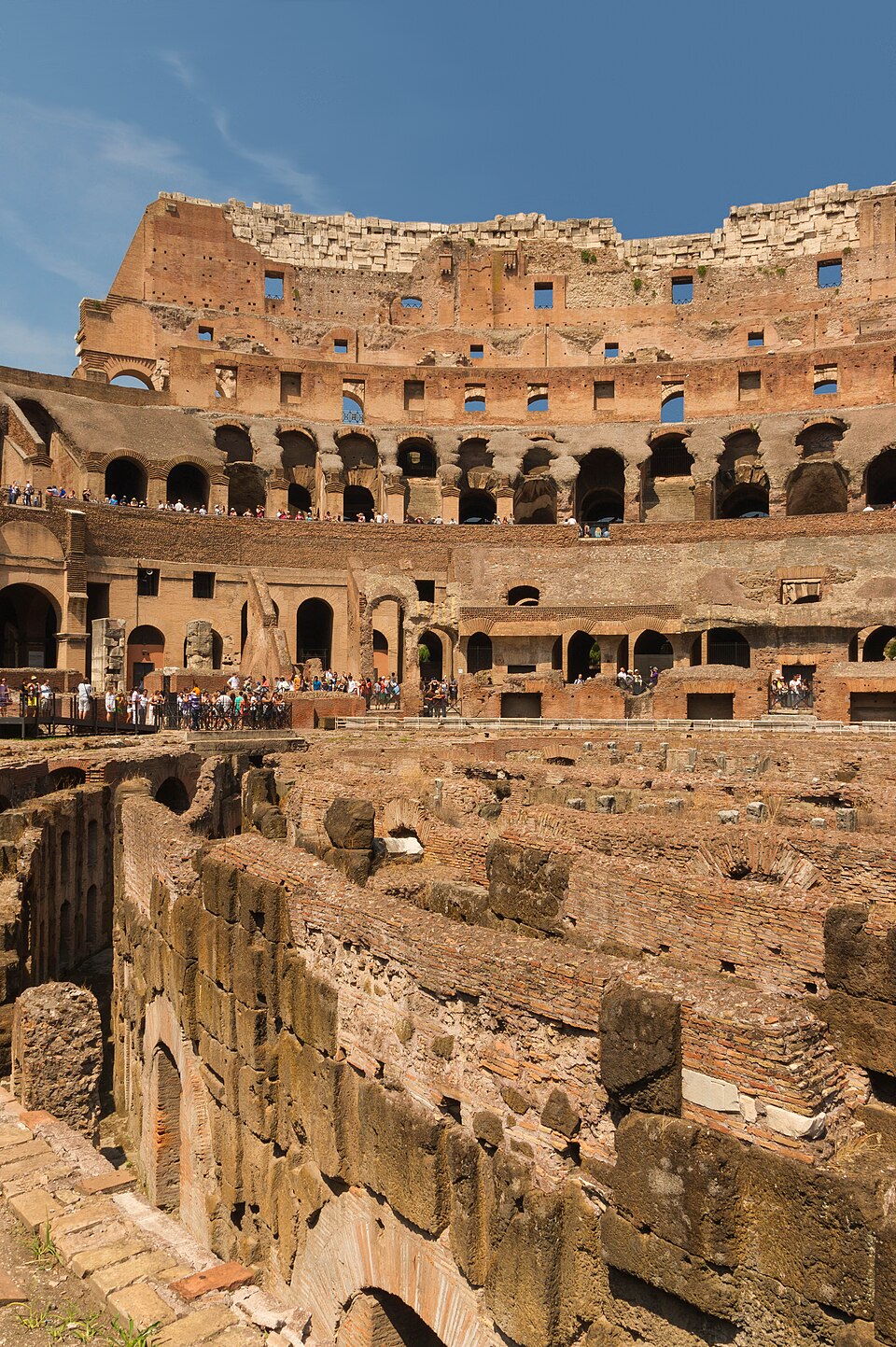 Vertical view Colosseum Rome Italy — Rome, Italy