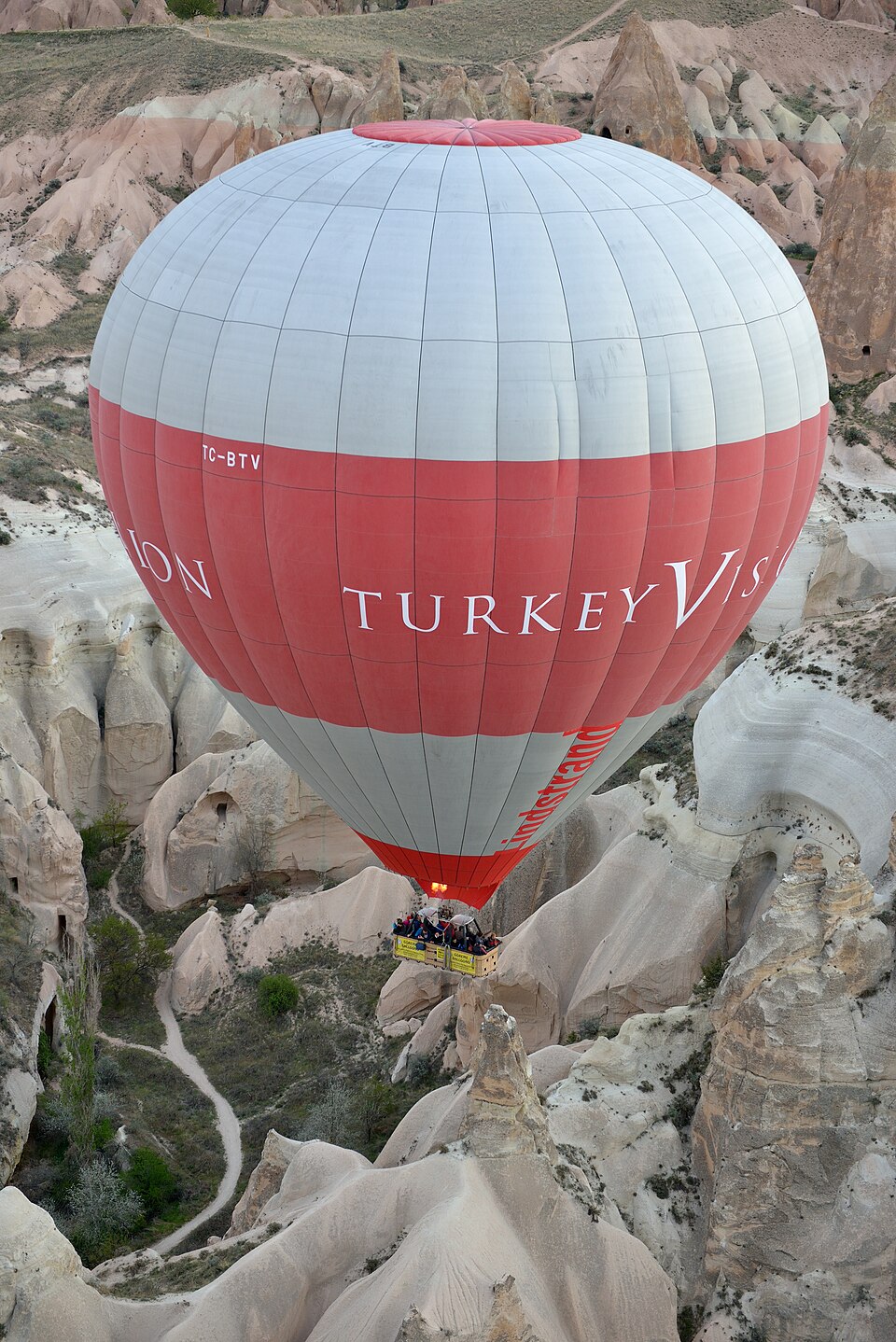 Hot air balloon ride at sunrise in Cappadocia 3 — Cappadocia, Turkey