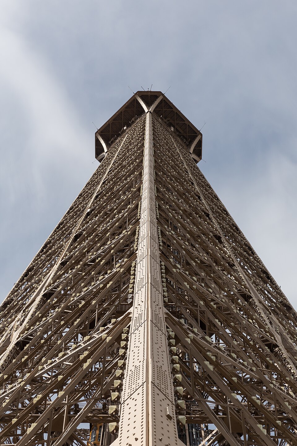 Tour Eiffel - 20150801 15h30 (10621) — Paris, France