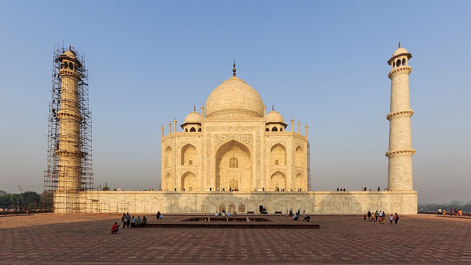 Agra 03-2016 07 Taj Mahal complex — Agra, India