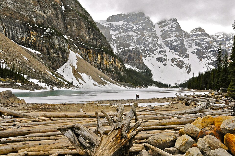 Moraine Lake - Banff - panoramio — Banff, Canada