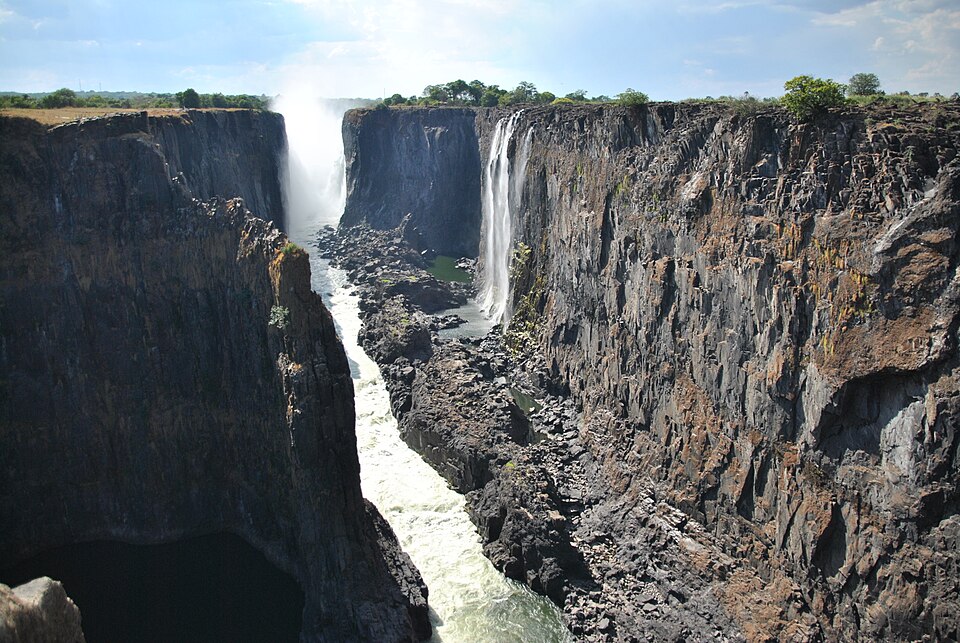 Zambeze and Victoria falls or Mosi-Oa-Tunya from Zambia - panoramio — Victoria Falls, Zambia