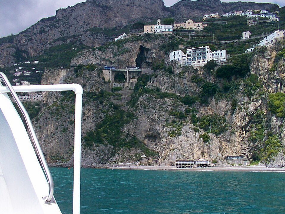 Costiera-amalfitana- panorama from the sea 124 — Amalfi, Italy