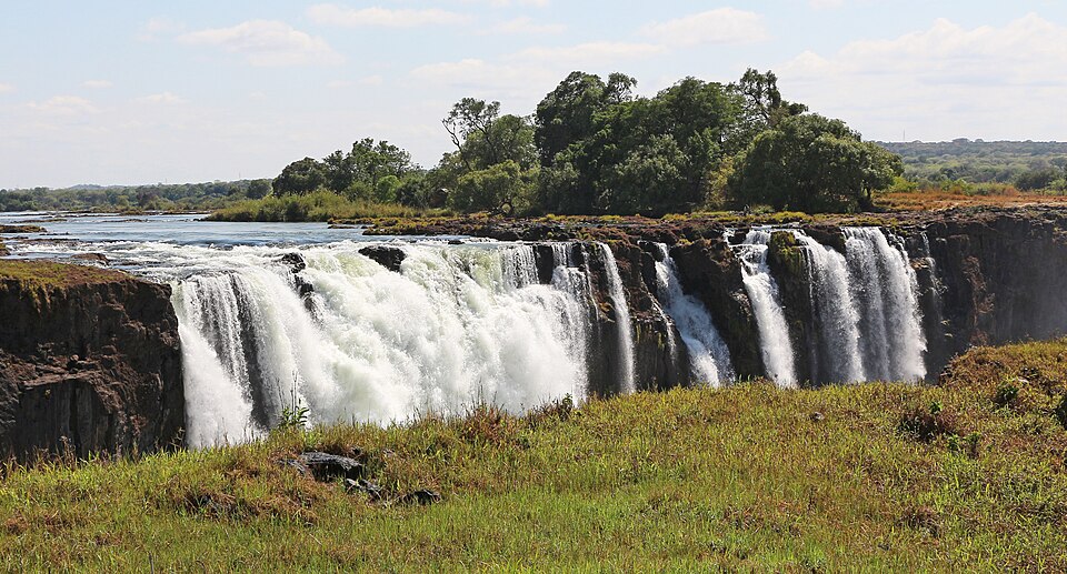 Victoria Falls, Zimbabwe 01 — Victoria Falls, Zambia