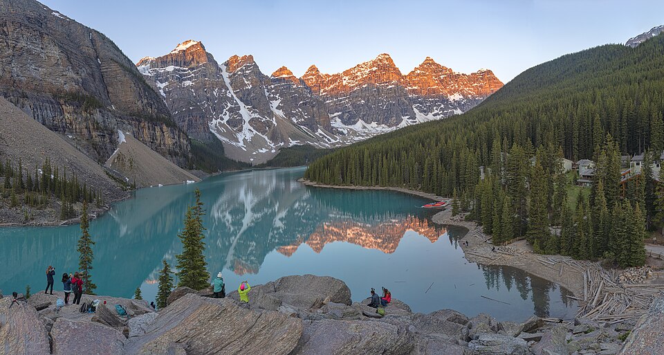1 moraine lake pano 2019 — Banff, Canada