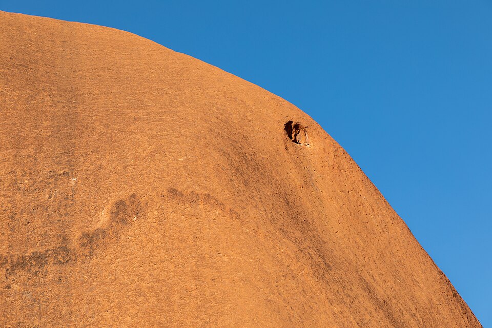Petermann Ranges (AU), Uluru-Kata Tjuta National Park, Uluru, Kuniya Walk -- 2019 -- 3659 — Uluru, Australia