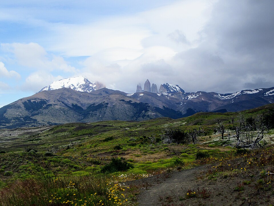 Torres and range Lago Azul Trail Torres Del Paine National Park Chile — Torres del Paine, Chile