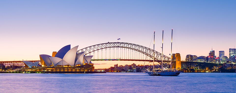Sydney Opera House and Harbour Bridge Dusk (3) 2019-06-21 — Sydney, Australia