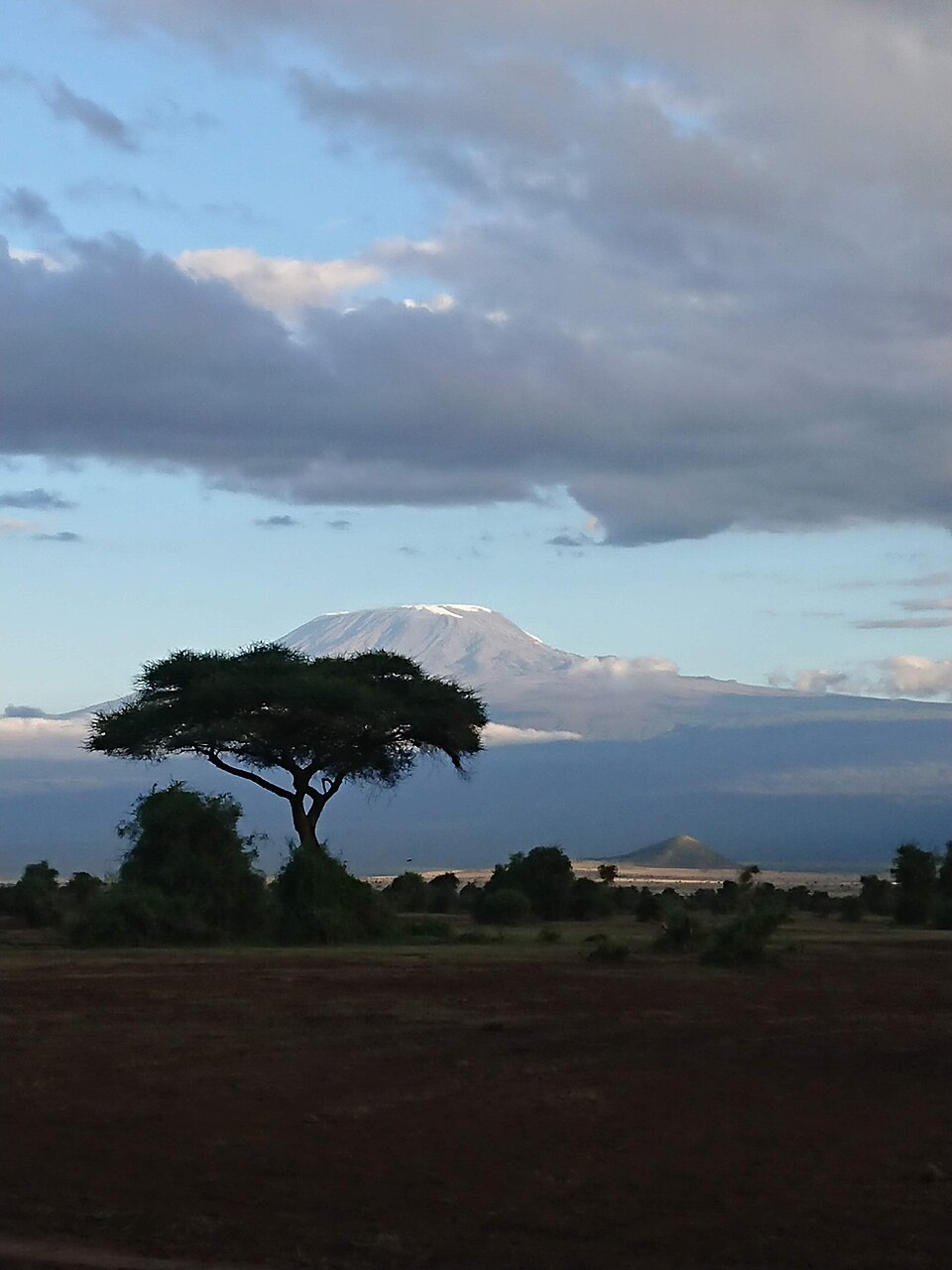 Mt Kilimanjaro view from Amboseli — Mount Kilimanjaro, Tanzania