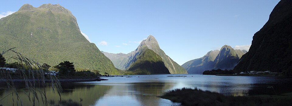 Milford Sound (New Zealand) — Milford Sound, New Zealand